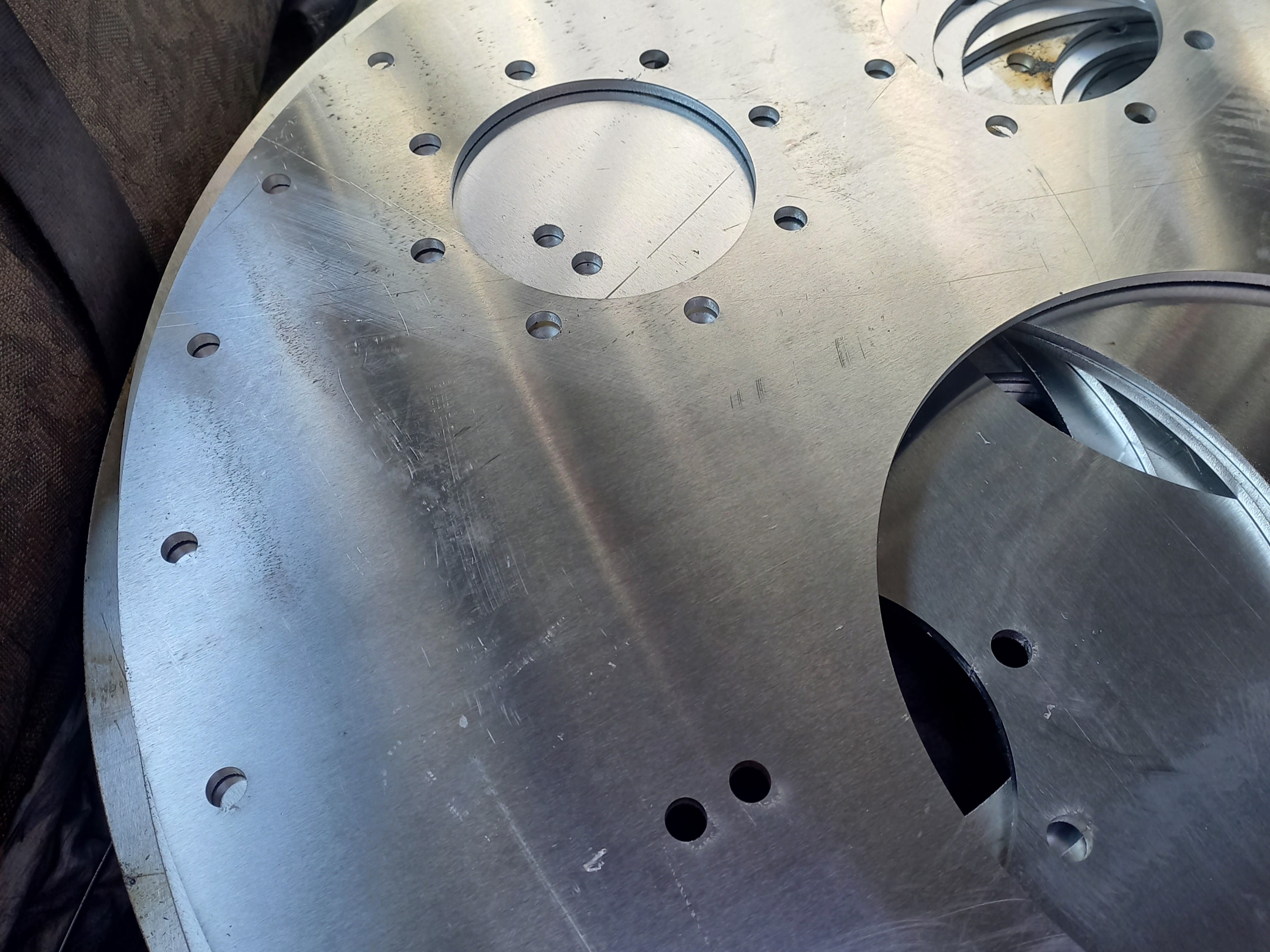 نمونه کار برش لیزر ورق آلومنیوم 5 میل